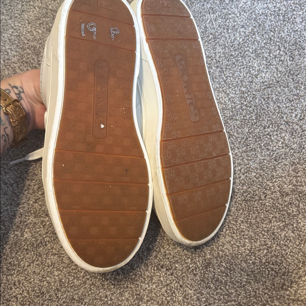 Vionic Kimmie Court Leather Sneakers - Picture 8 of 10